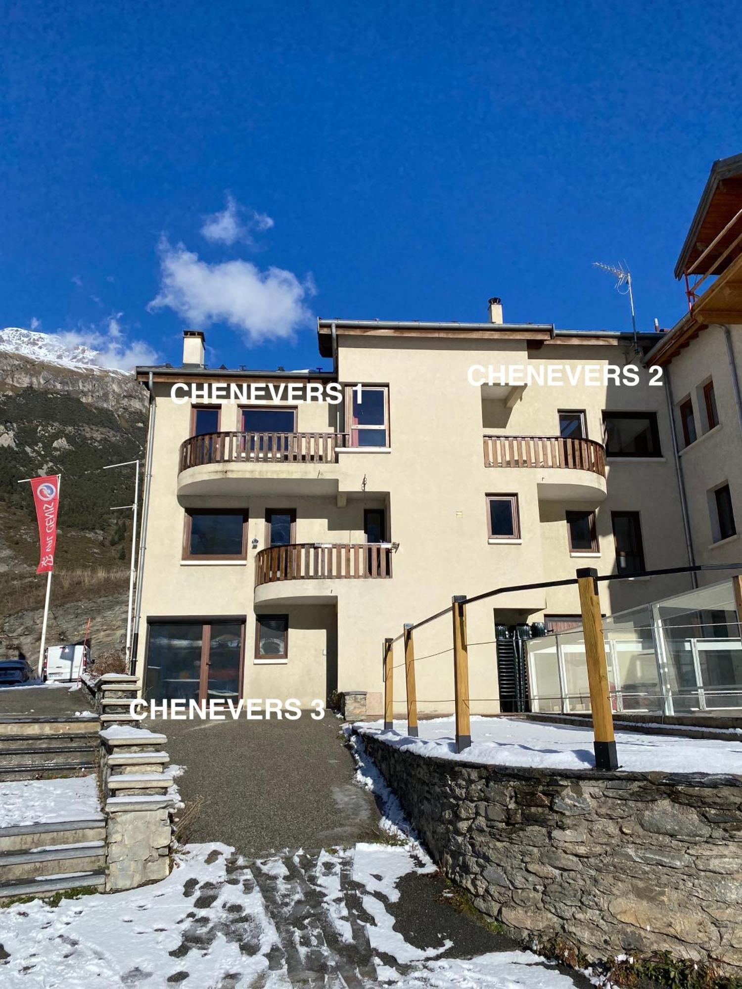 Les Chenevers Lanslevillard Luaran gambar